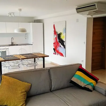 Drance 16 Apartment