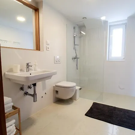 Apartament Drance 16 *